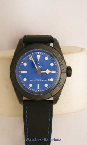 TUDOR Black Bay